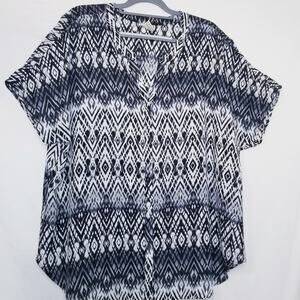 Faded Glory Black and White Button Up Cap Sleeves Sheer Blouse Size 3X (22W-24W)